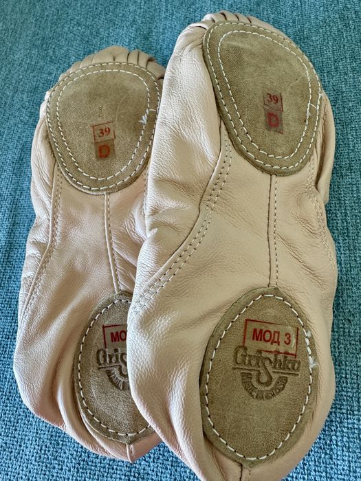 Baletki skórzane Grishko 39 – szerokość D, łososiowy kolor, NOWE