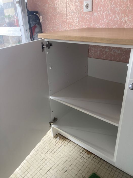 Armário Branco com puxadores