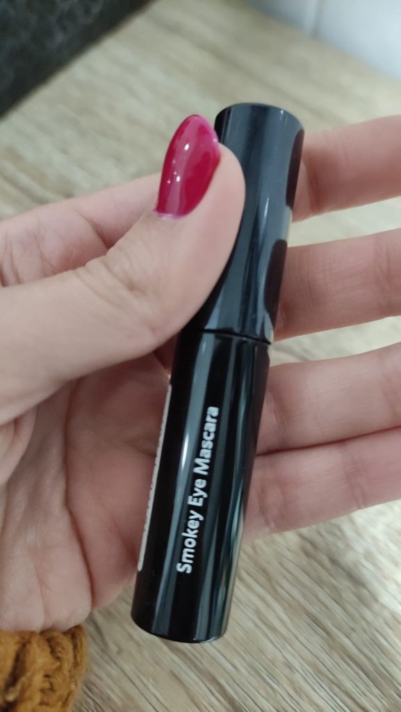 Máscara de pestanas BOBBI BROWN