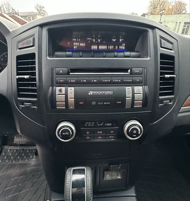 Продам Mitsubishi Pajero Wagon 2009 TDI 3.2 Дизель