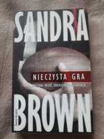 Nieczysta gra, Sandra Brown