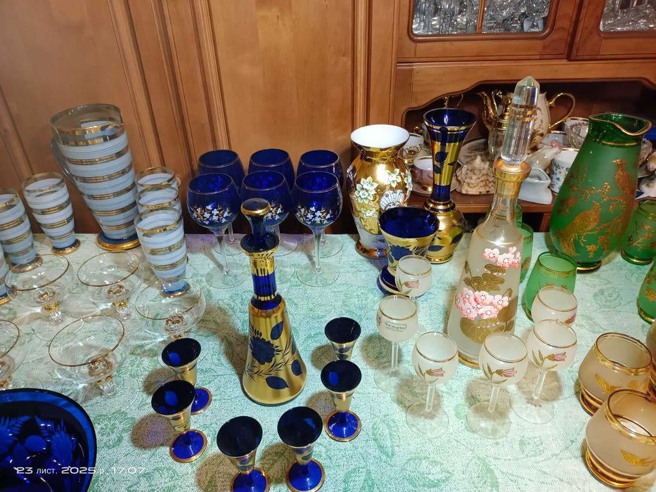 Цветной хрусталь, стекло. Чехия смальта .