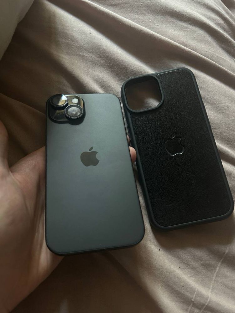 Iphone 15,з коробкою і блочком