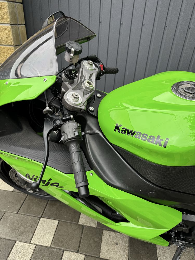Kawasaki Zx-6r облужений підготовлений без пробігу