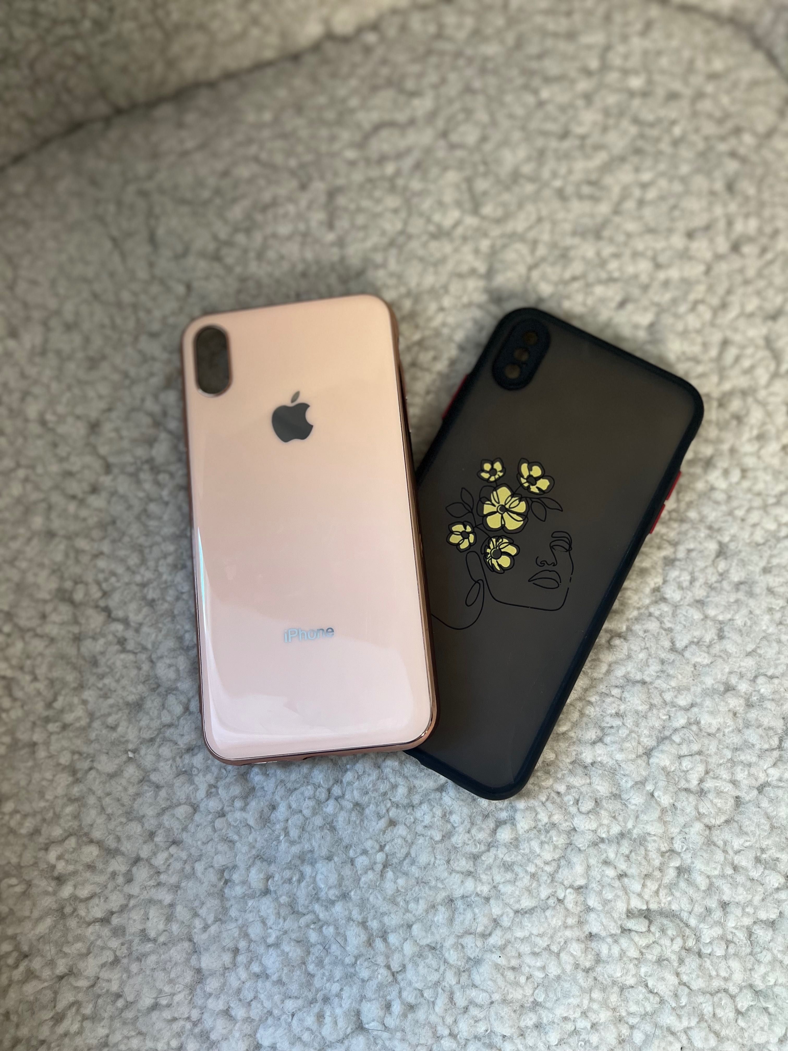 Чохли на iPhone XS Max