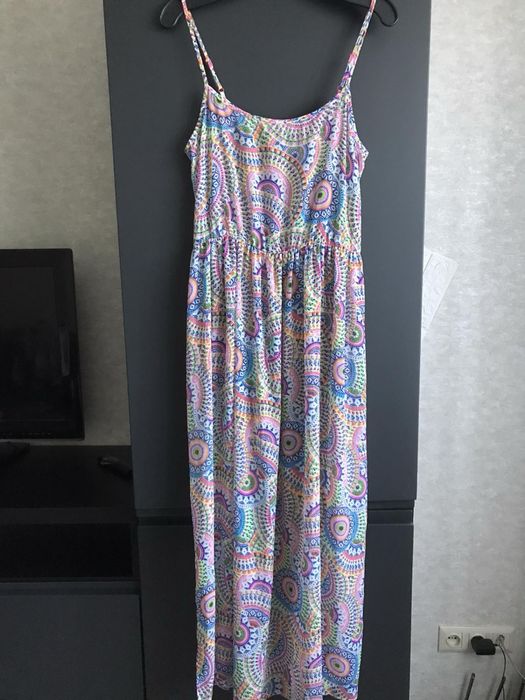 Довга сукня сарафан