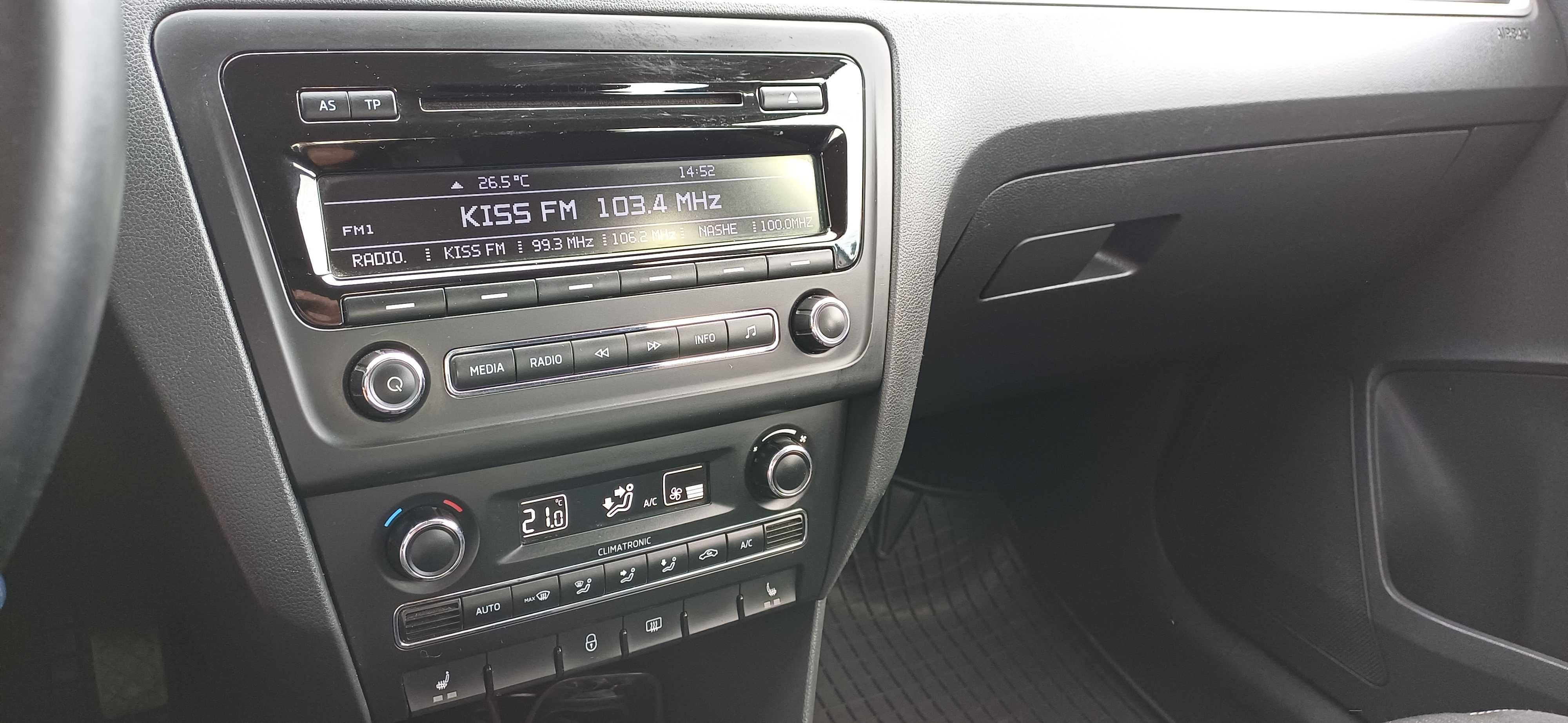 Офіційна Skoda Rapid 1.6 МРІ ГАЗ-Бензин 2013 року