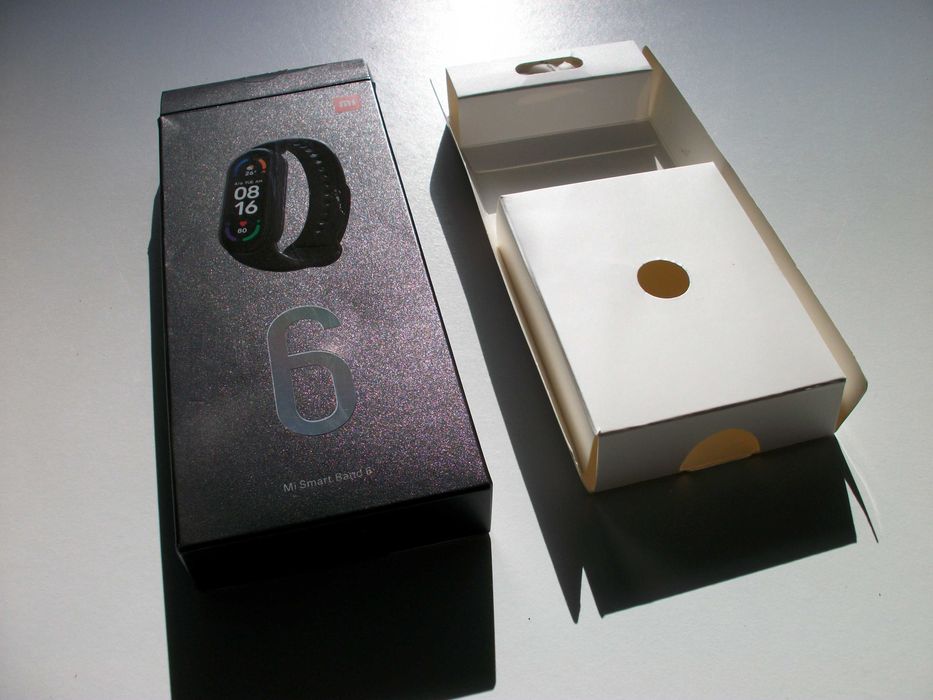 Caixa Pulseira XIAOMI Mi Band 6