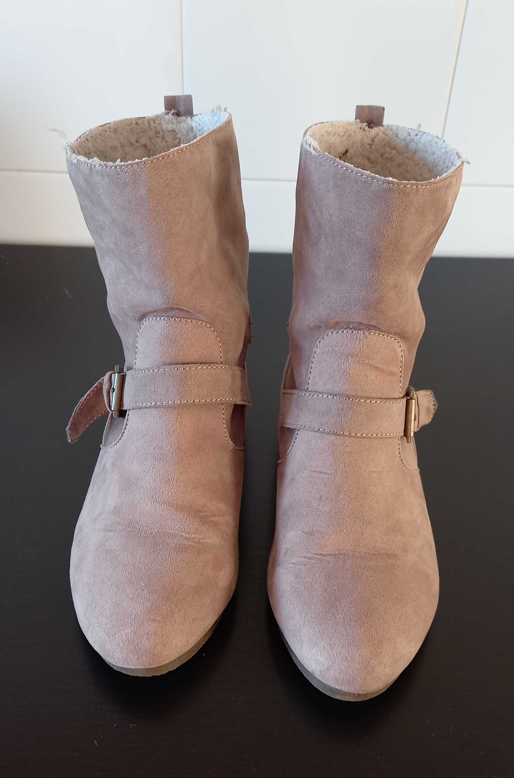 Botas rasas de senhora com pelo no interior - Beje - N.37 - Lefties