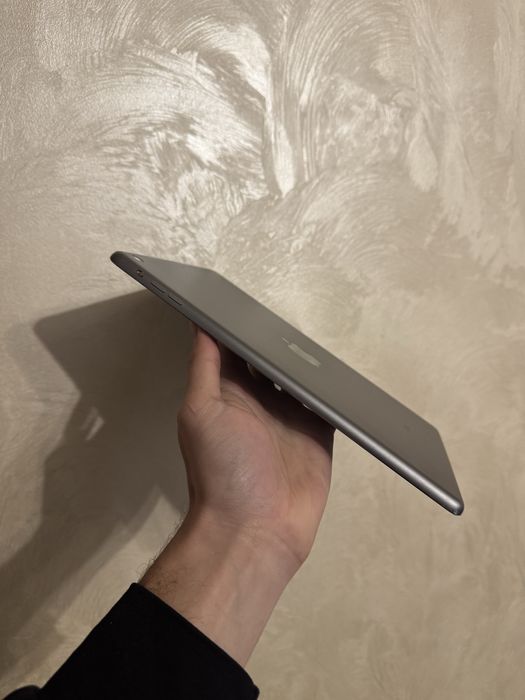 iPad Air 9.7” 32Gb Apple Планшет