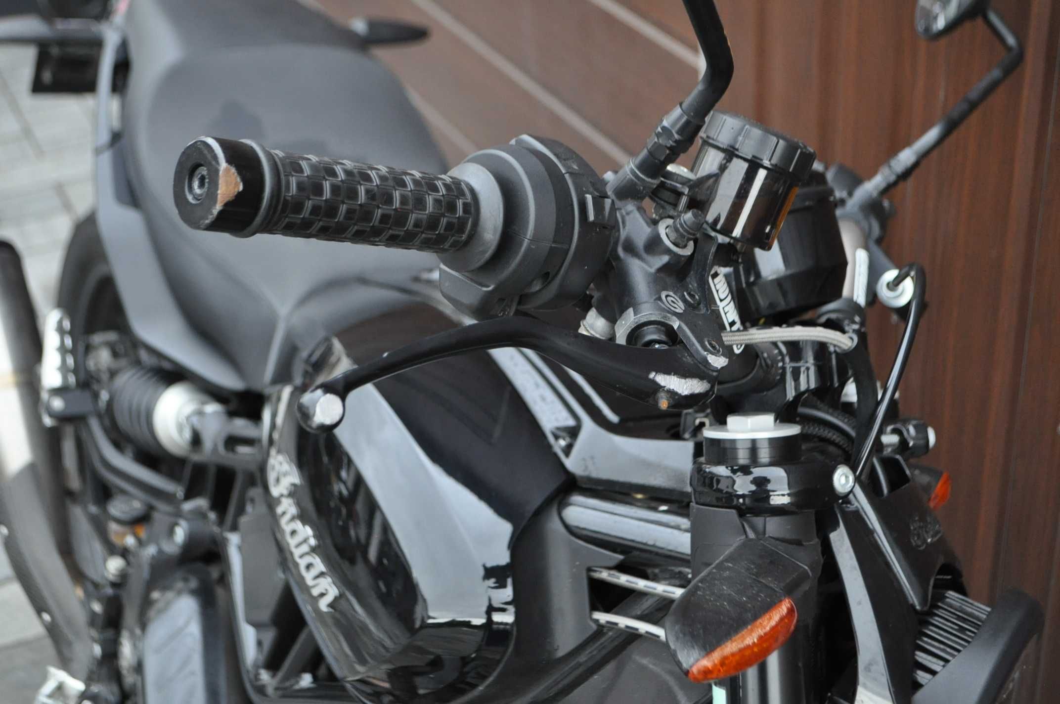 INDIAN FTR 1200 r2019 sportster scout