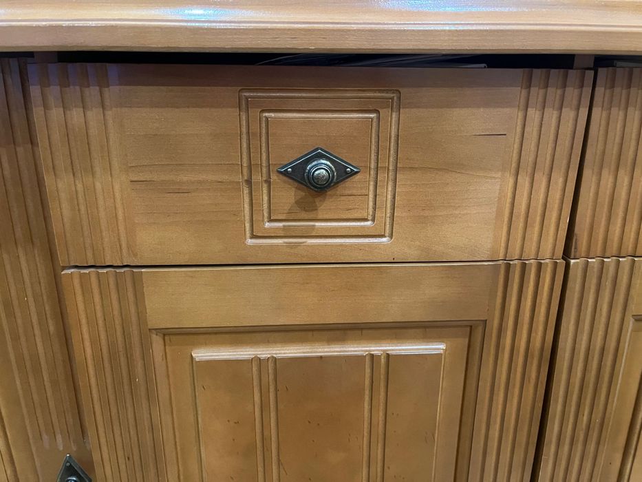 Komoda, kredens, szafka RTV