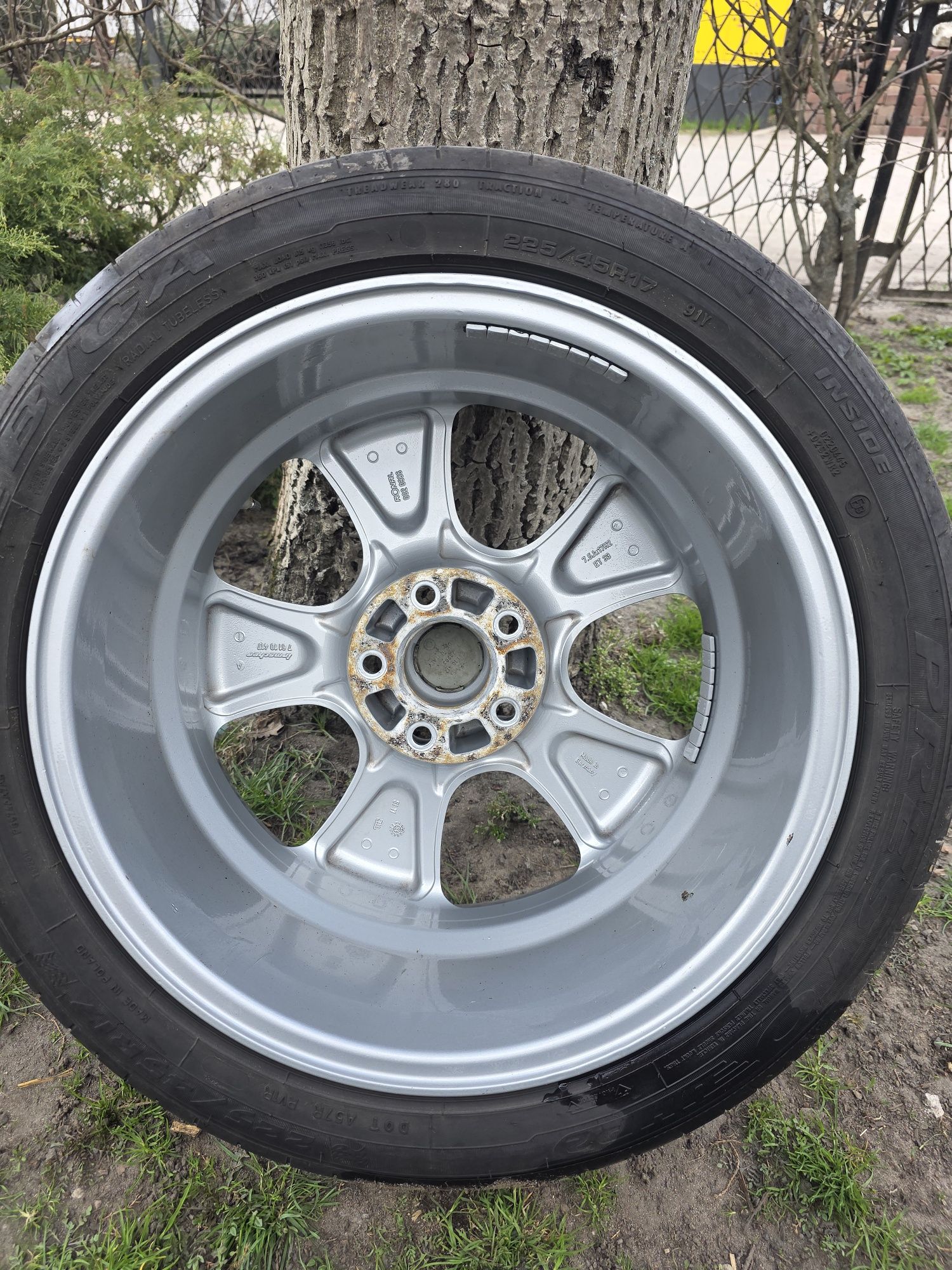 Alufelgi 17 cali z oponami letnimii opel vectra astra omega