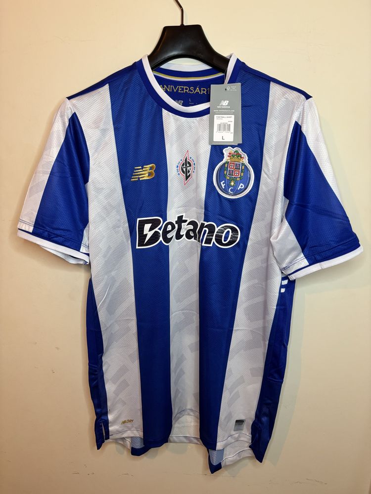 Camisola de Futebol em homenagem a Diogo Joga do FCPorto