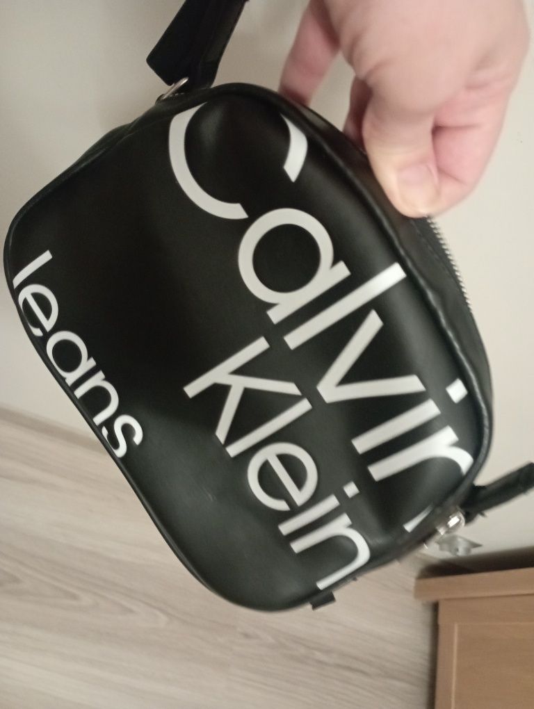 Nowa torebka Calvin Klein
