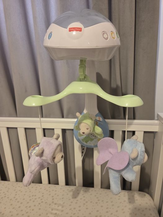 FISHER PRICE karuzela projektor + pilot