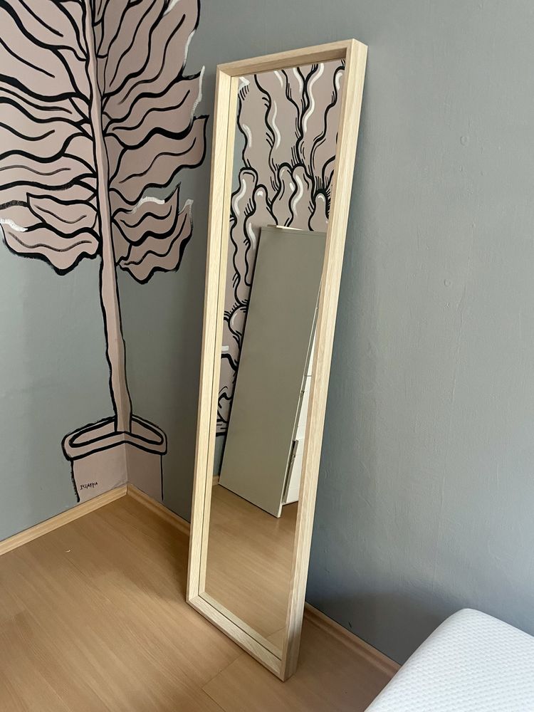 Lustro IKEA Nissedal