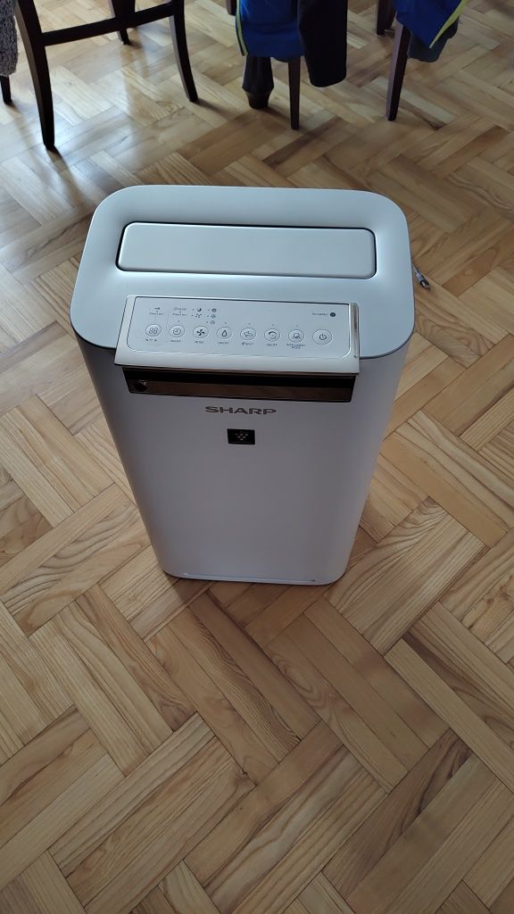 Nawilżacz powietrza sharp