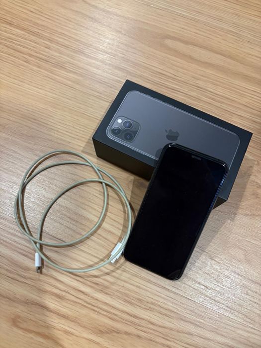 Iphone 11 pro 64gb+10 capas