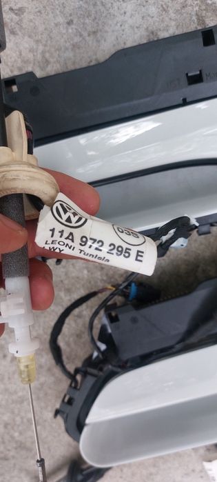 Ручки VW ID4 ліва сторона.