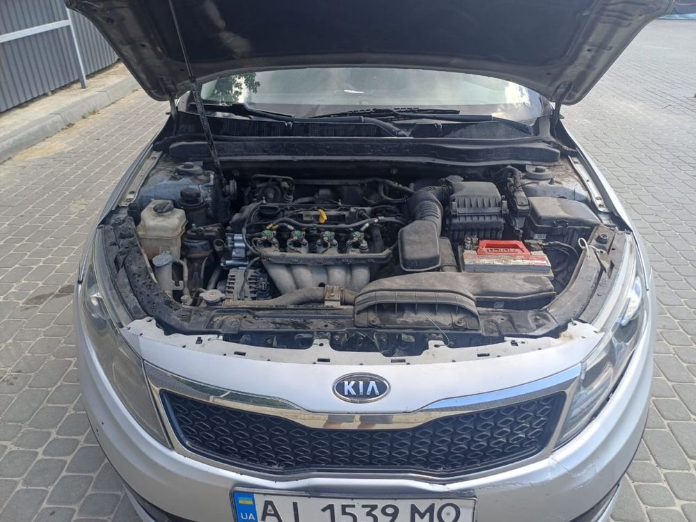 Продається  Kia K5 2012 2.0 Газ