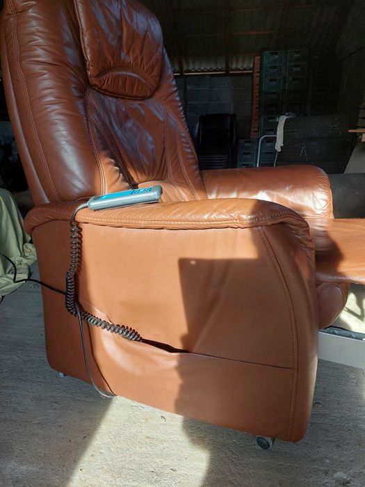 fotel wypoczynkowy elektryczny-skóra