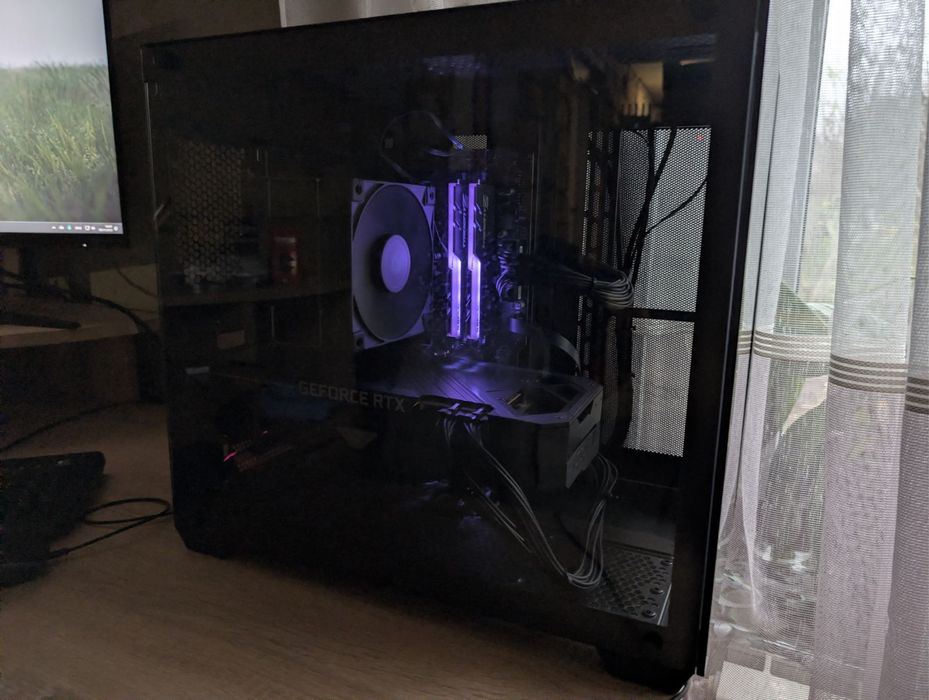 Корпус Frontier IGLOO