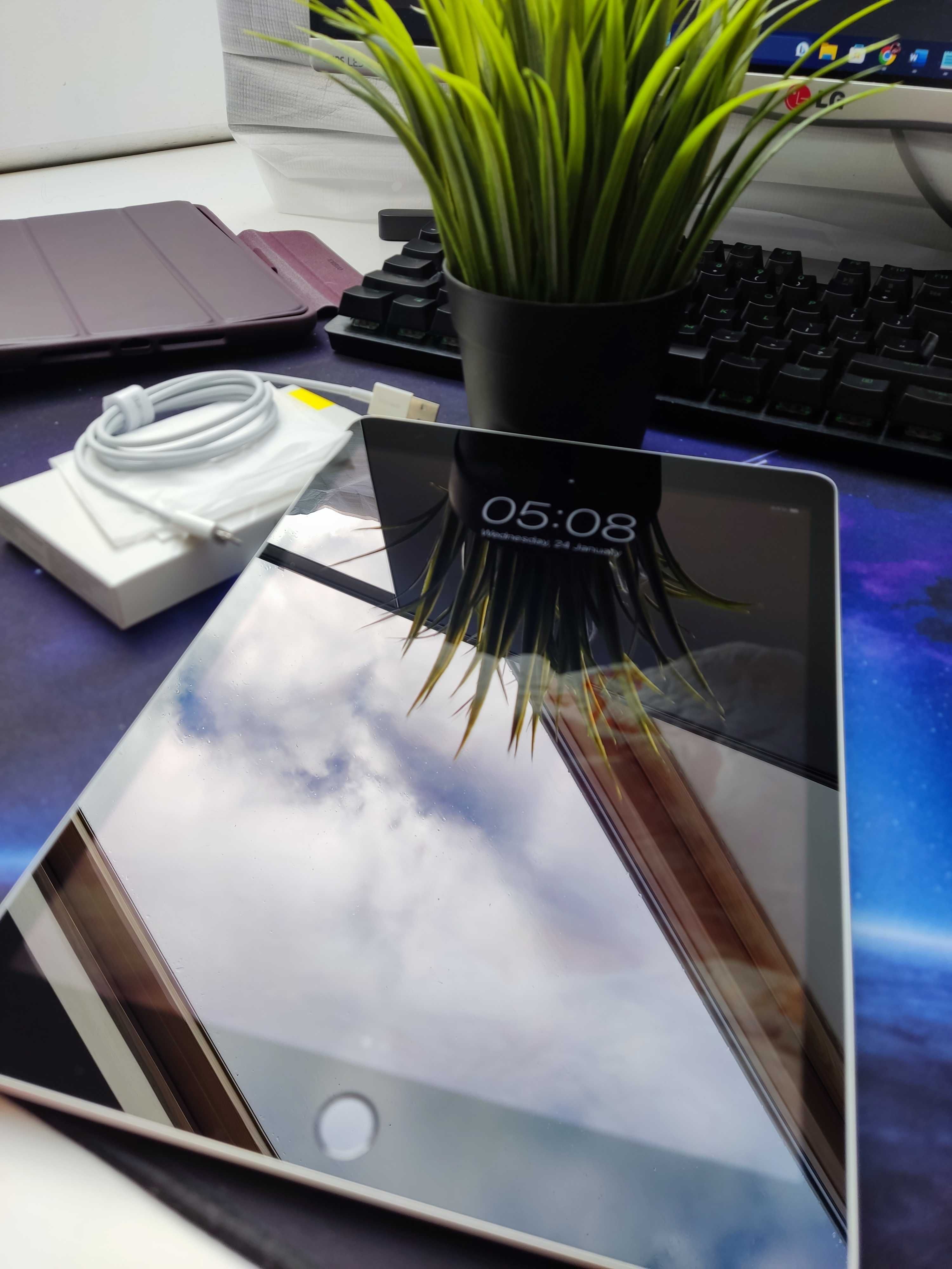 OKAZJA! Jak Nowy Apple IPad 9th 64GB + gratis rysik