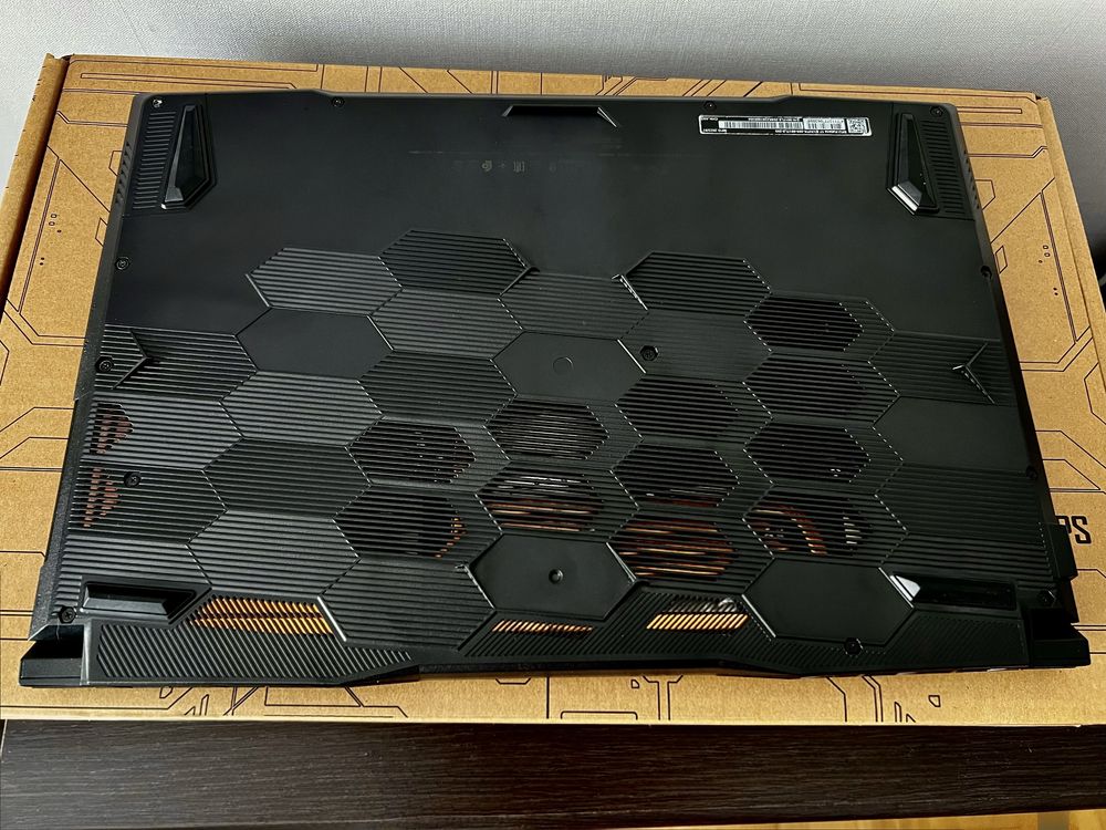 MSI Katana 17 / i7-13620H / RTX 4060 / 16GB / 1TB SSD / Ідеал