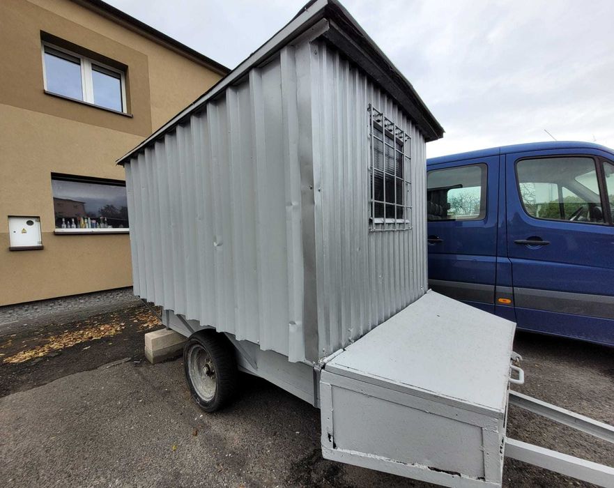 Kontener, garaż, magazyn budowlany na kołach, pakamera