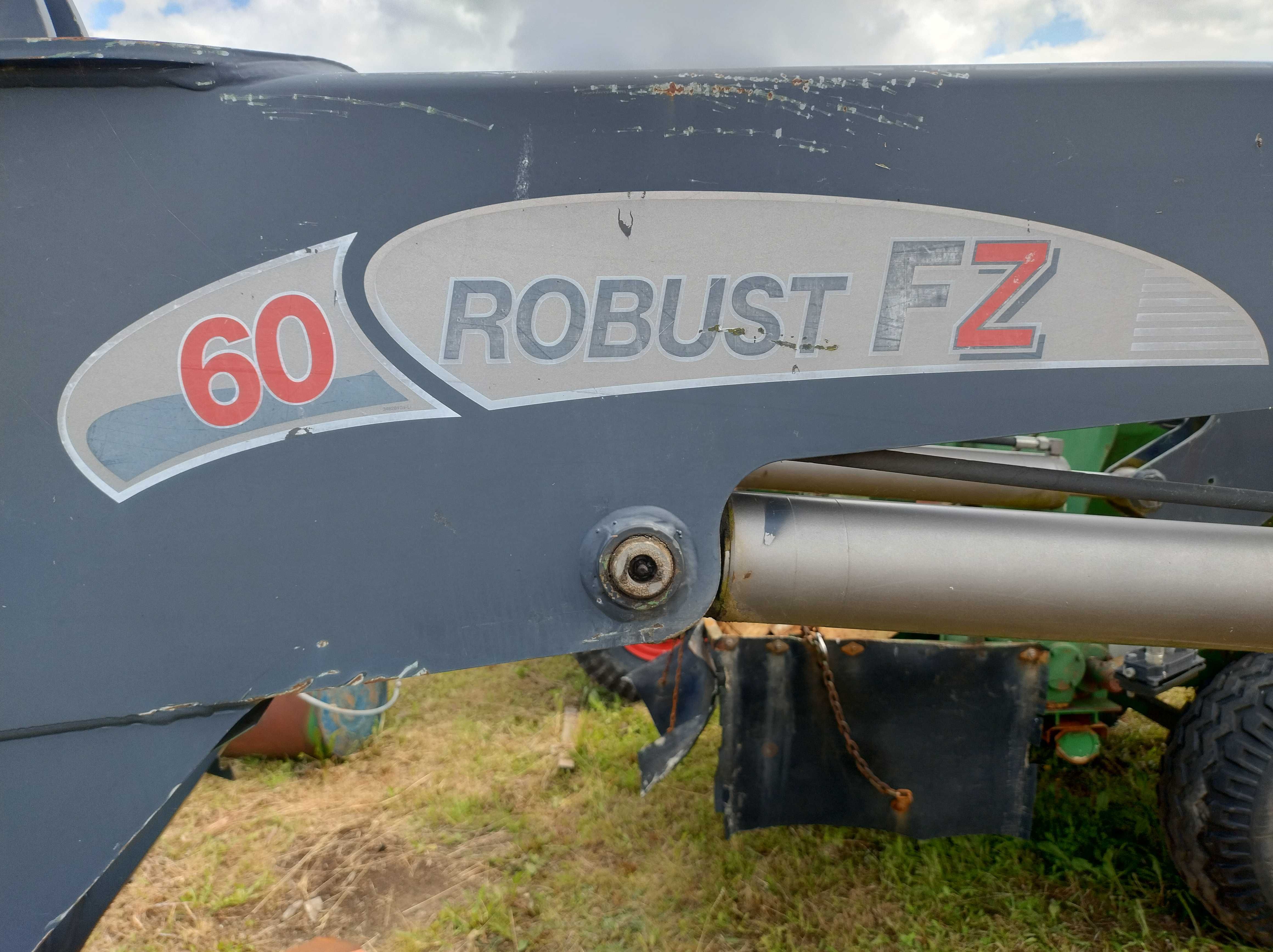 Ładowacz tur Stoll Robust fz 60