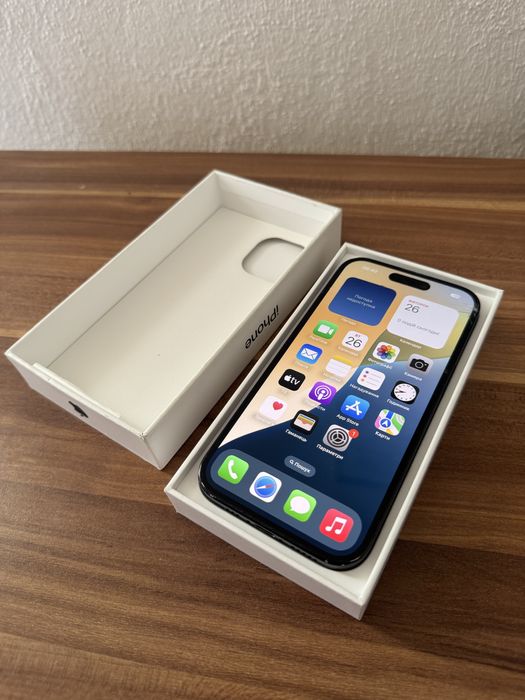 Продаю iphone 15 128gb 85% є тріщини