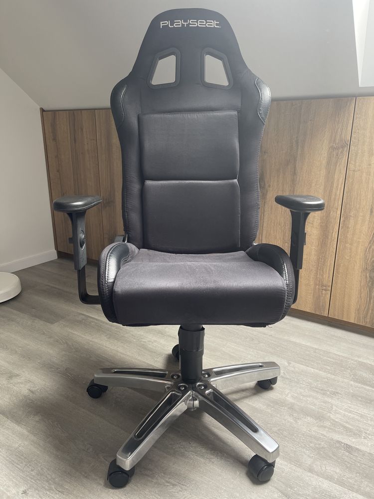 Fotel playseat office alkantara