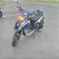 Скутер Spark 150