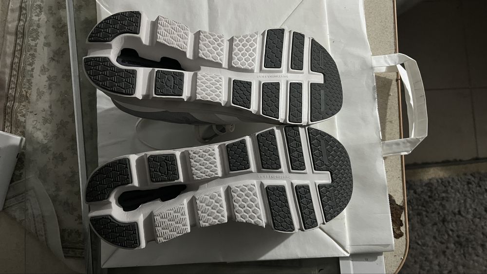 Buty. QC. 42.5 Nowe