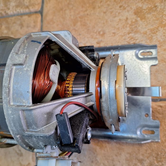 Silnik do pralki SELNI