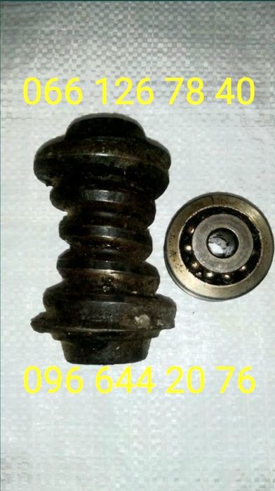 Черв'як-ролик Т25 рульової колонки