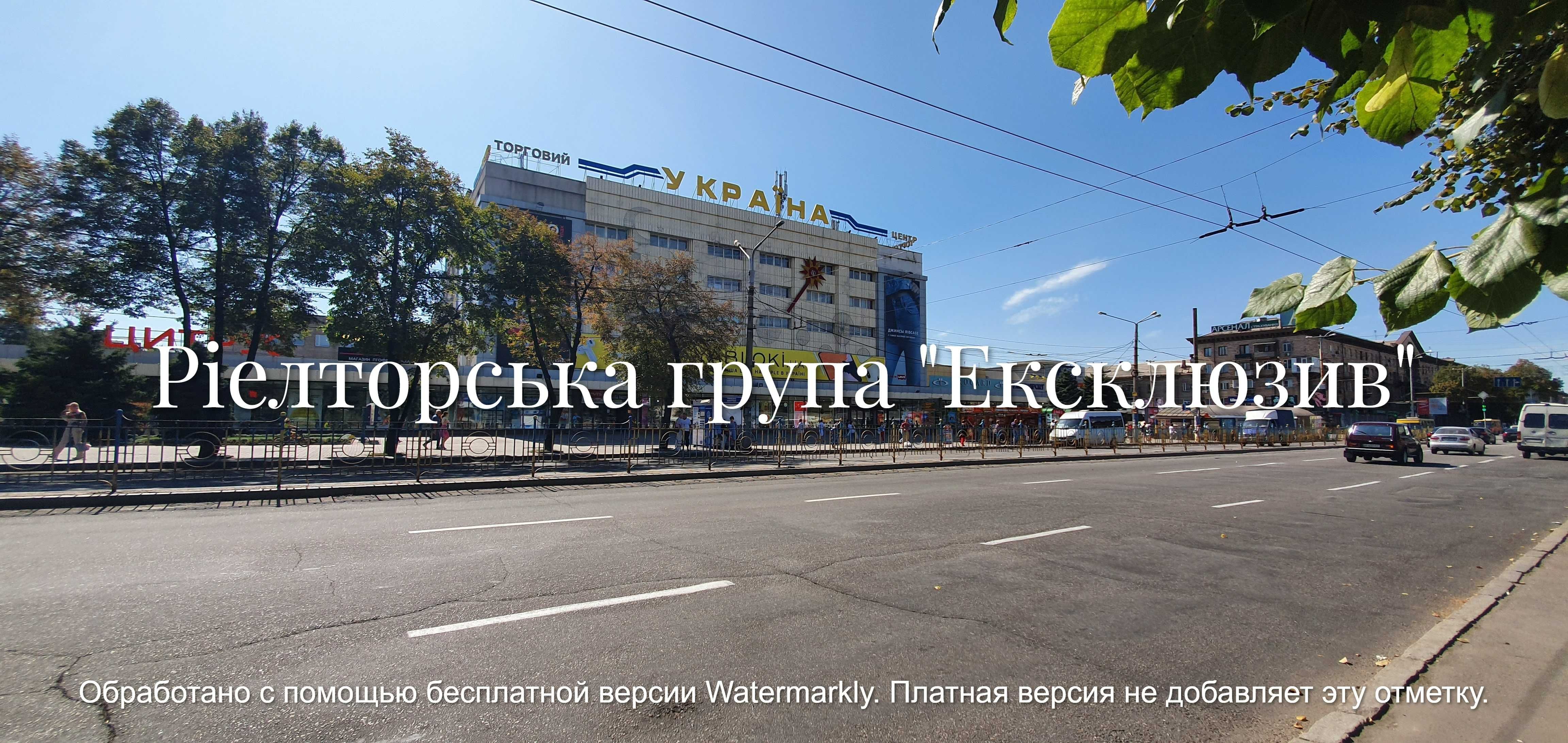 Пропонується на продаж приміщення біля ТЦ "Україна", пр. Соборний,182