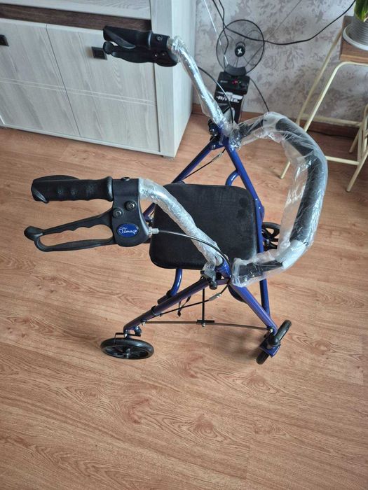 Ходунки для допослих (Ролатор)