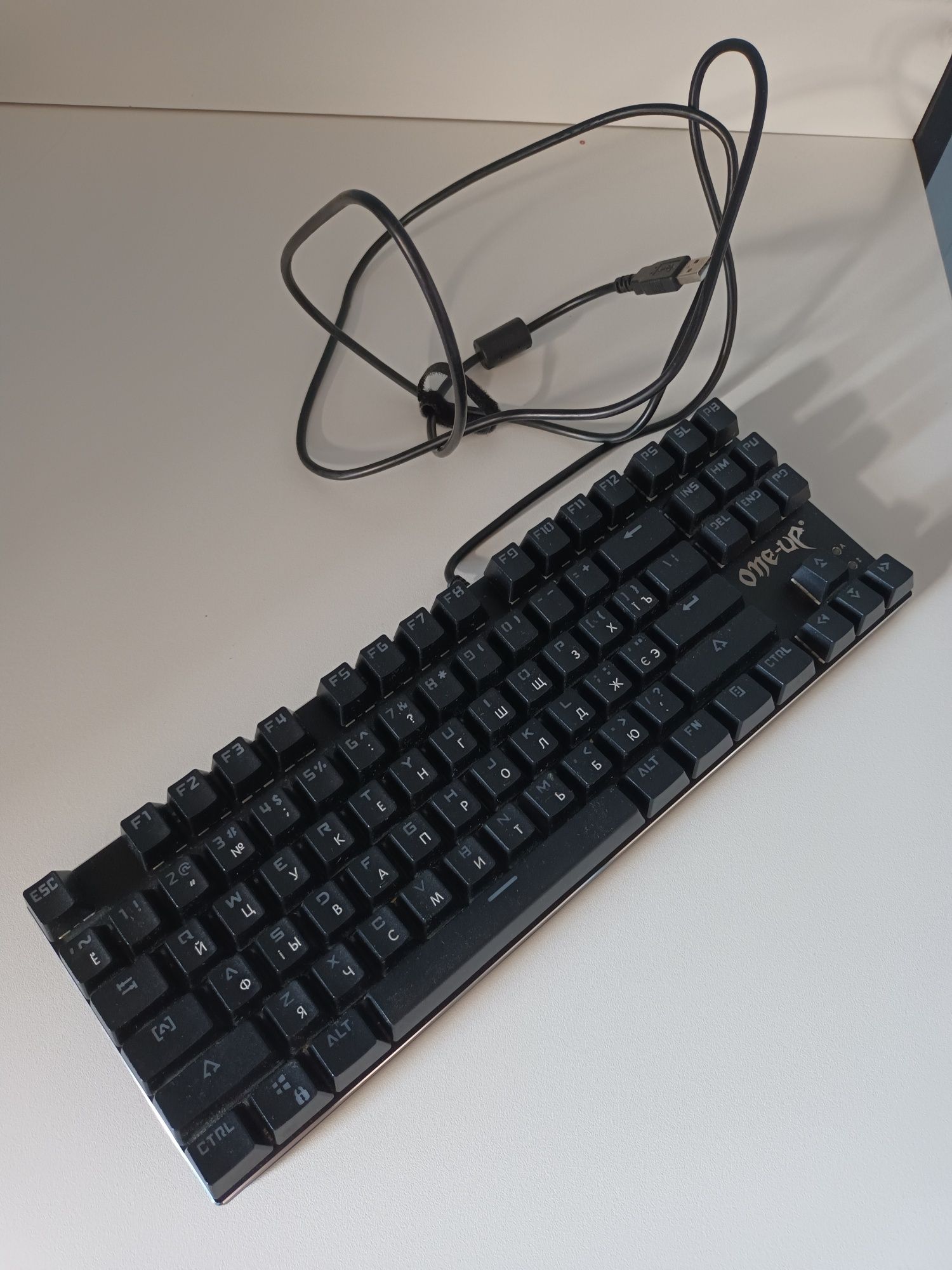 Механічна клавіатура one-up G300