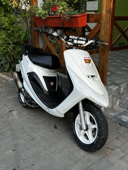 Ямаха супер джог зр