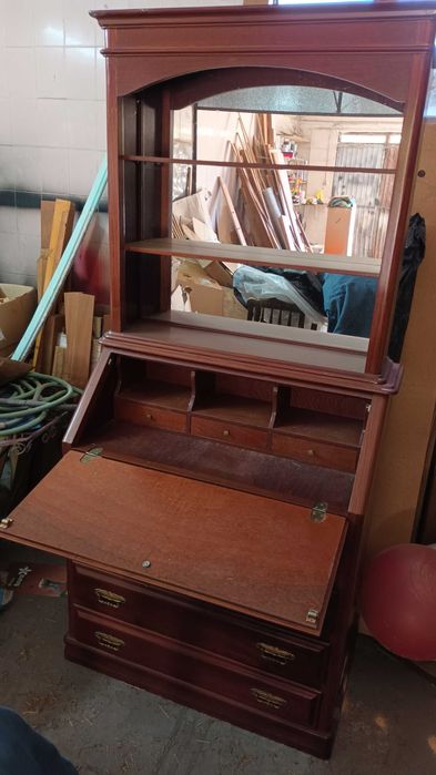 Mobília de quarto em cerejeira
