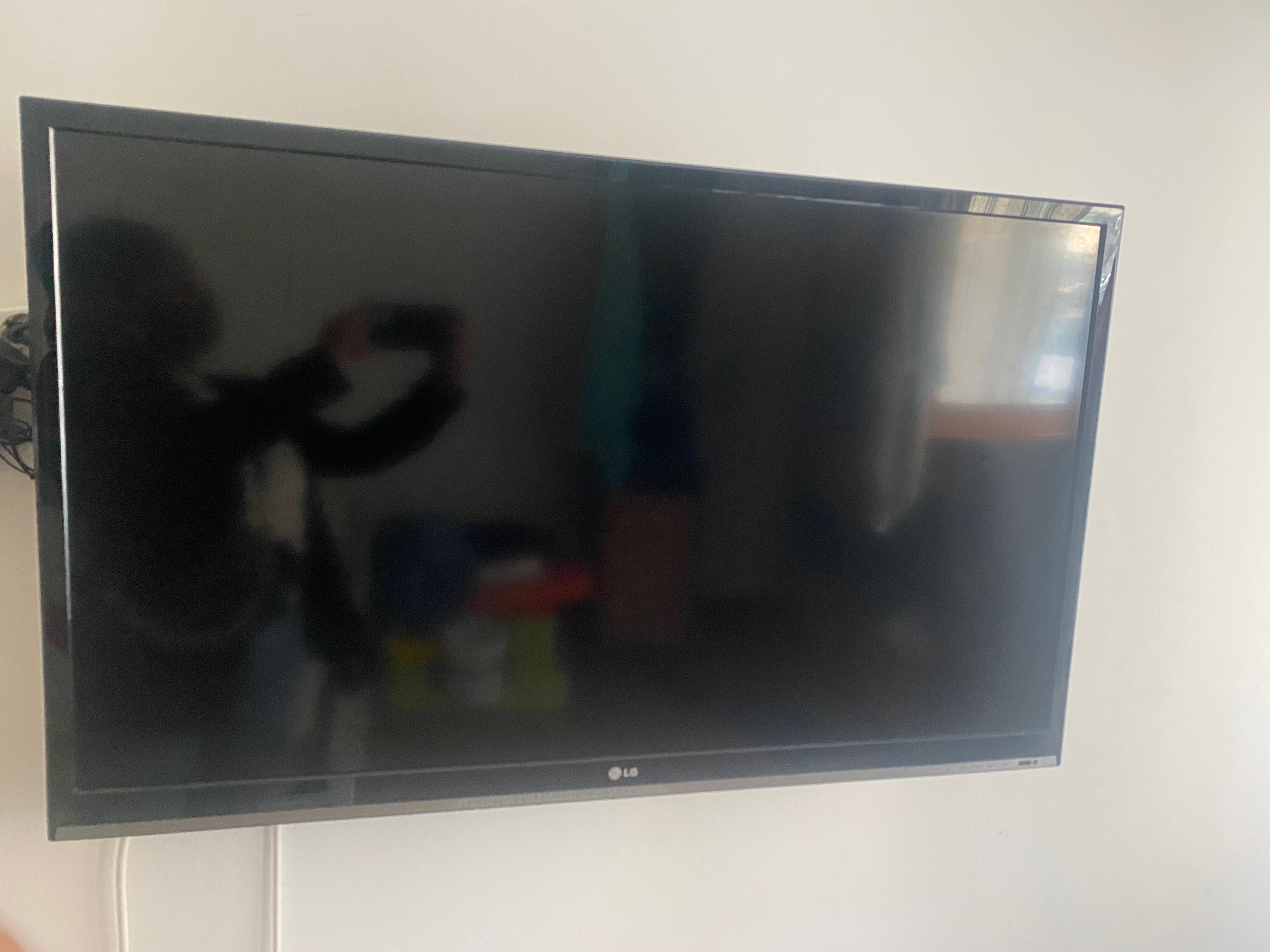 Tv LG com 42 polegadas