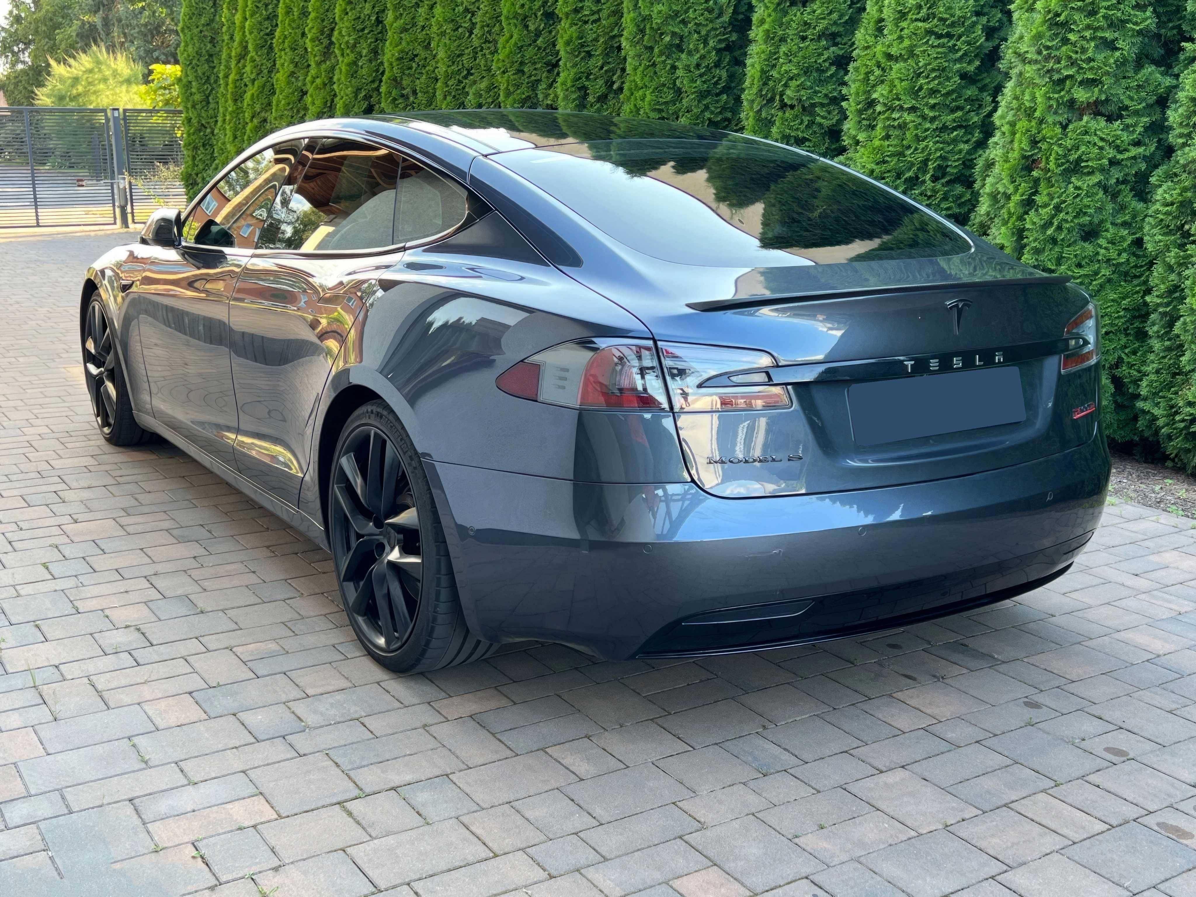 2017 Tesla Model S Performance