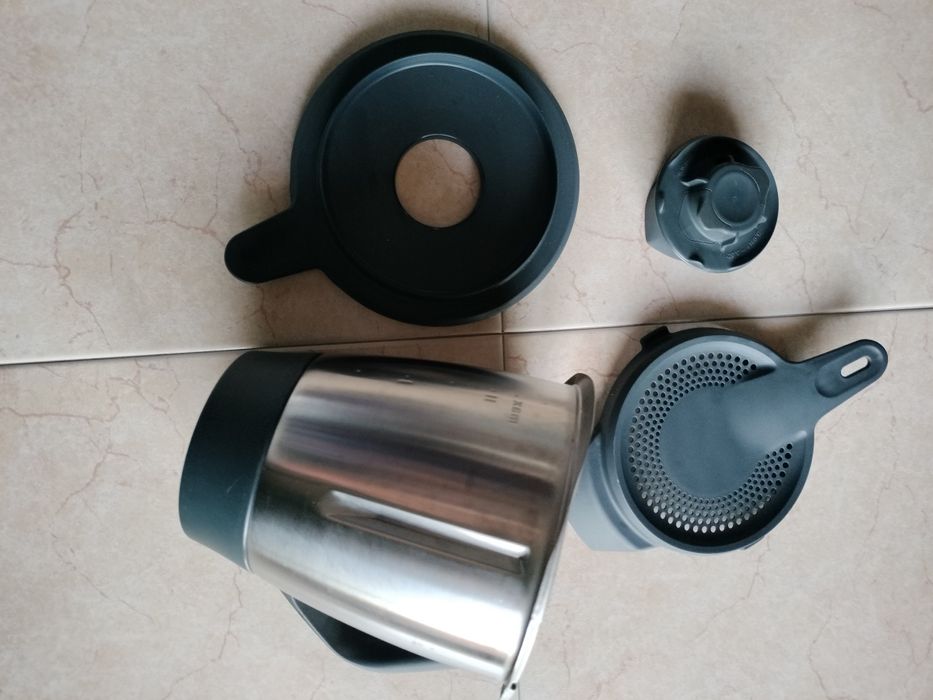 Copo e acessórios Bimby 6