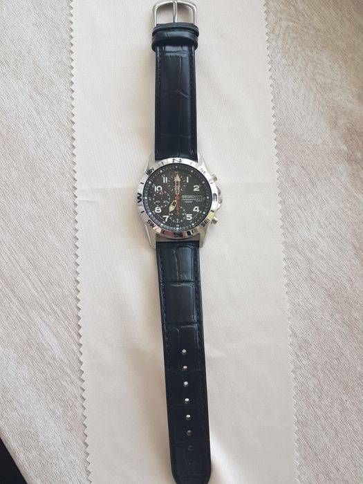 Seiko оригінальний  годинник  кварцовий армійський хронограф