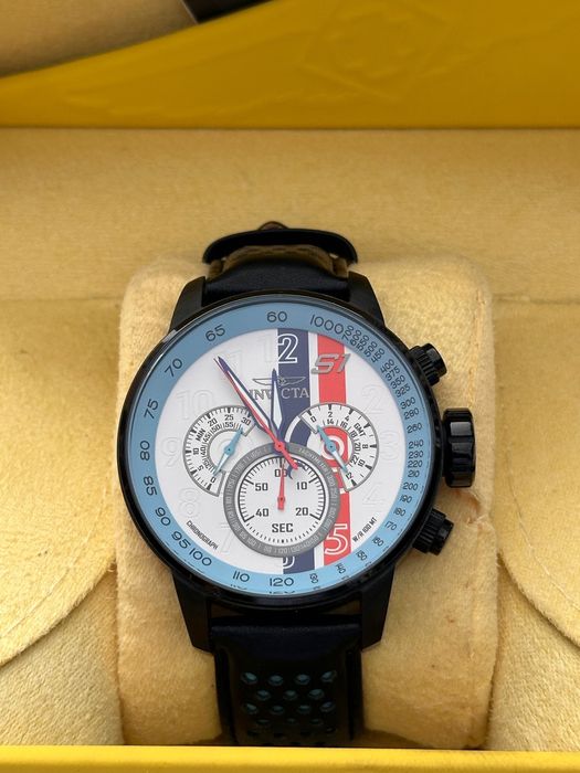 Relogio invicta Race