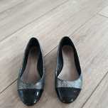 Eleganckie buty baleriny do sukienki 31