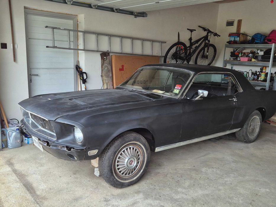 Ford Mustang Coupe 4.7L V8 1968 rok