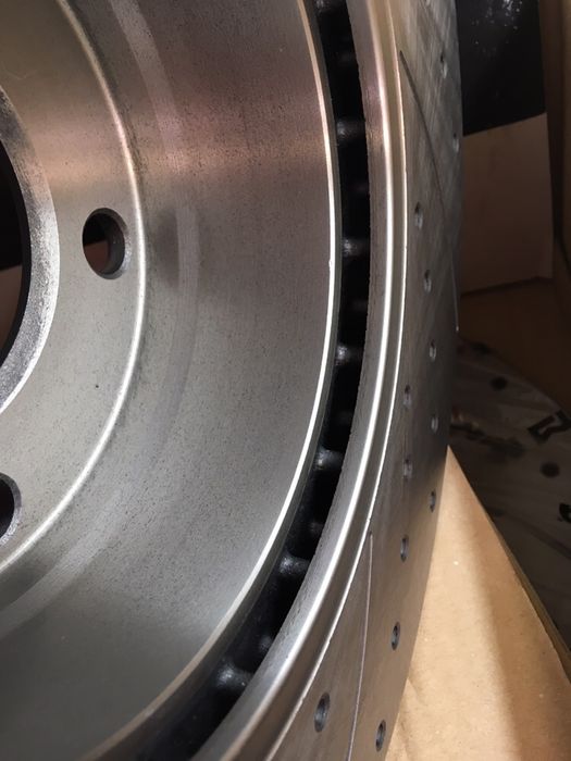 Тормозные диски MIKODA (насечки+перфорация) для BMW и других иномарок